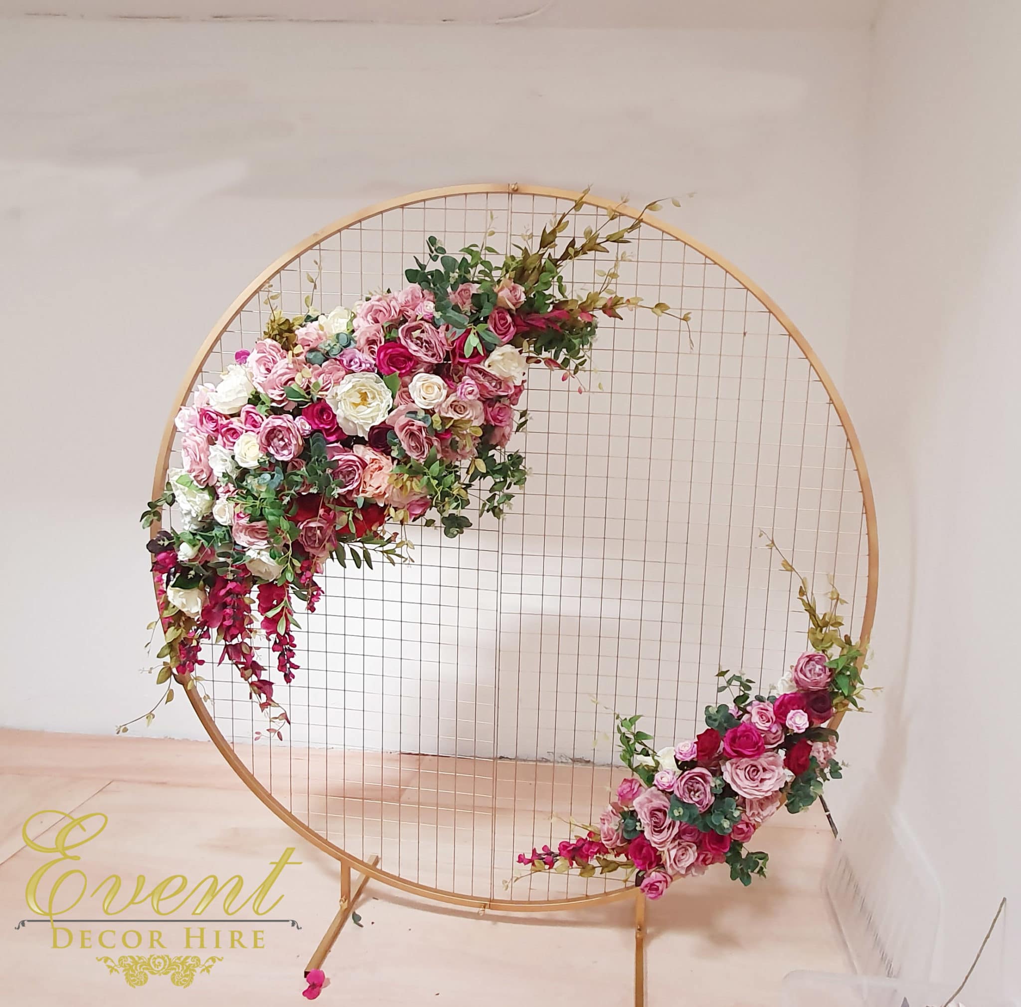 floral round backdrop